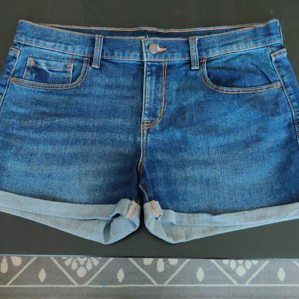 Old Navy Roll Cuff Shorts